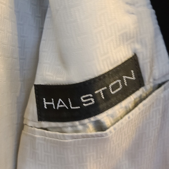 Black Velvet Vintage Halston Men's Dinner Jacket - Picture 3 of 10